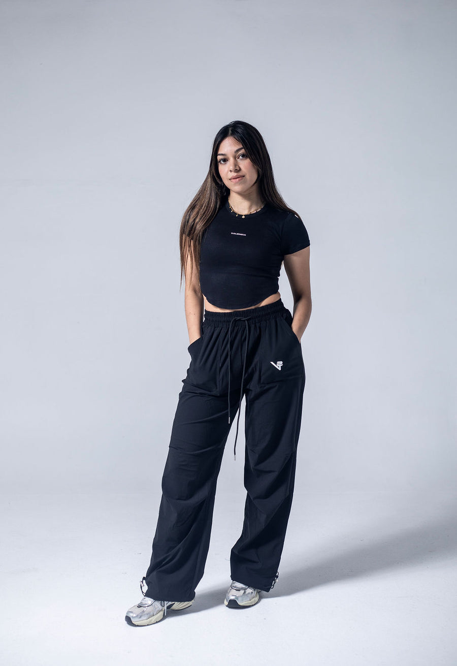 Black Ribbed Cropped Tee